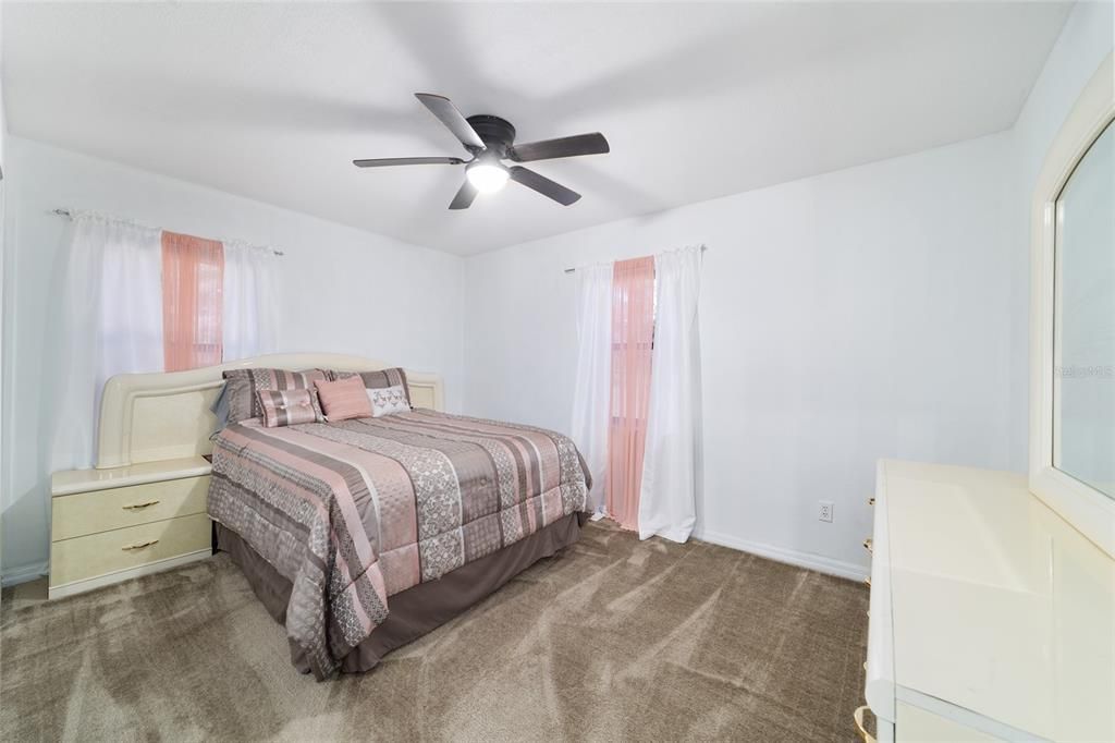 待售: $1,125,000 (3 贝兹, 2 浴室, 2136 平方英尺)