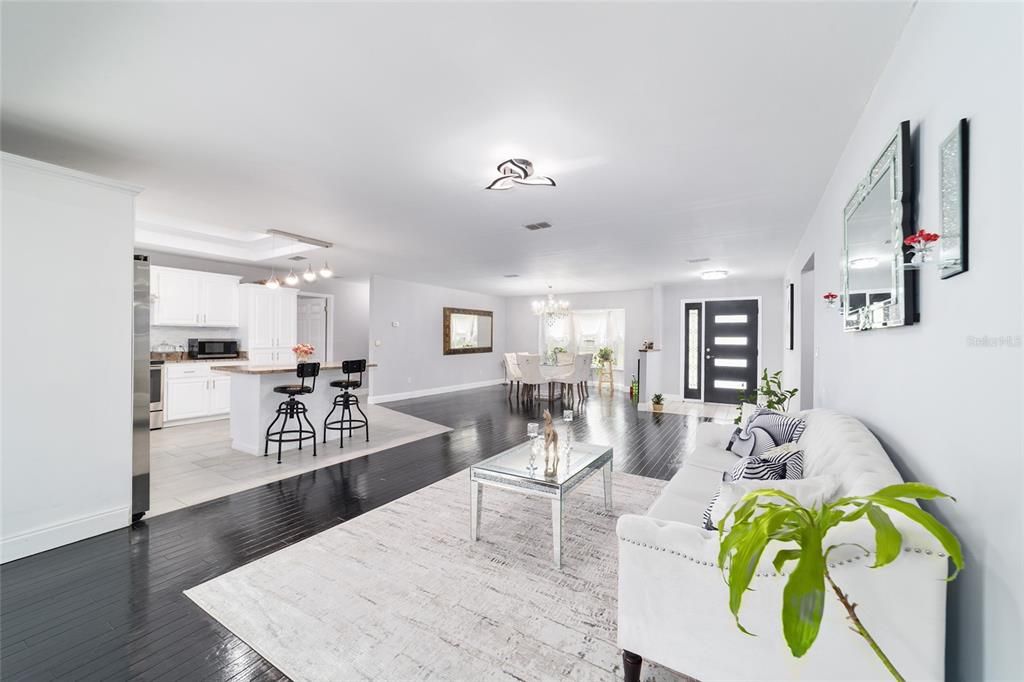 待售: $1,125,000 (3 贝兹, 2 浴室, 2136 平方英尺)