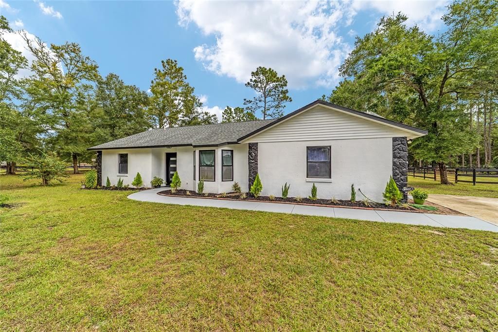 待售: $1,125,000 (3 贝兹, 2 浴室, 2136 平方英尺)