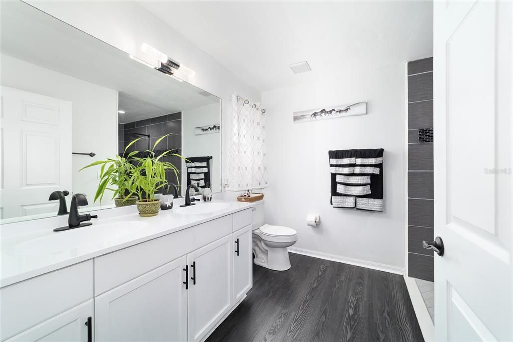 待售: $1,125,000 (3 贝兹, 2 浴室, 2136 平方英尺)