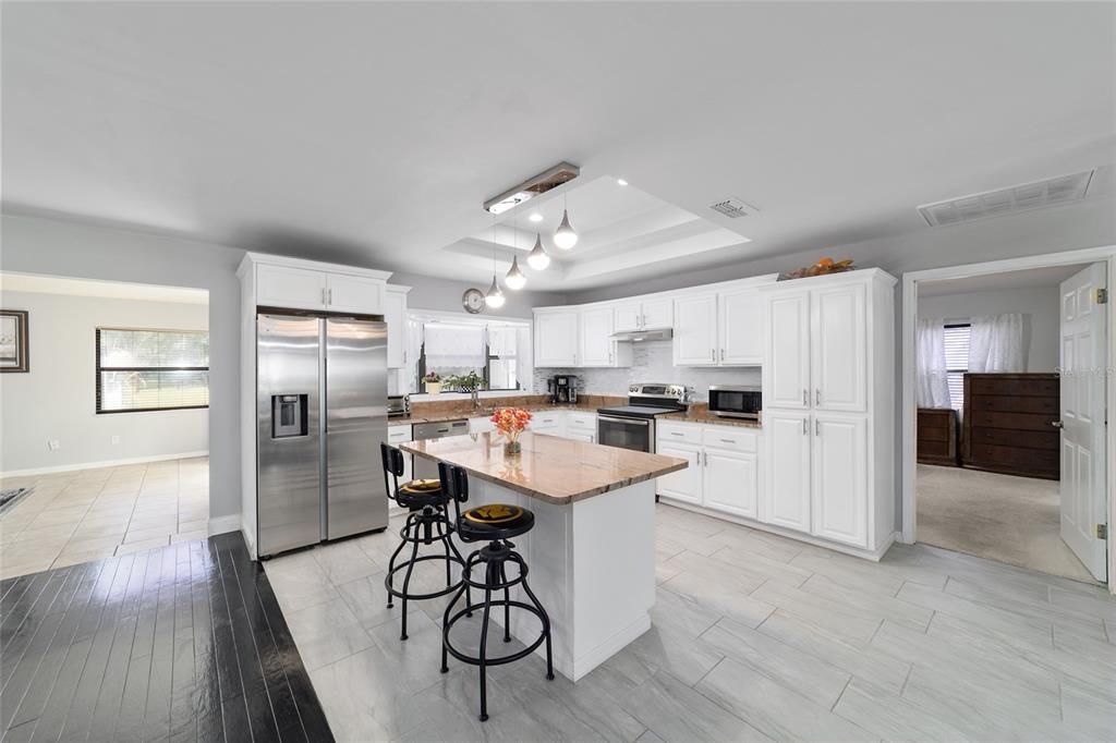 待售: $1,125,000 (3 贝兹, 2 浴室, 2136 平方英尺)