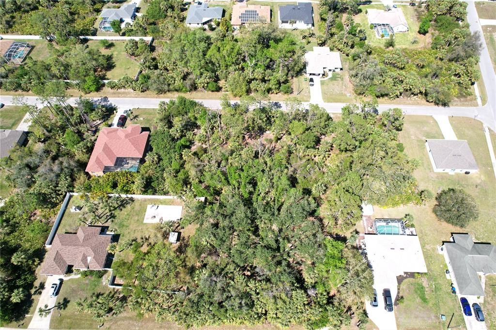 合同活跃: $17,000 (0.23 acres)