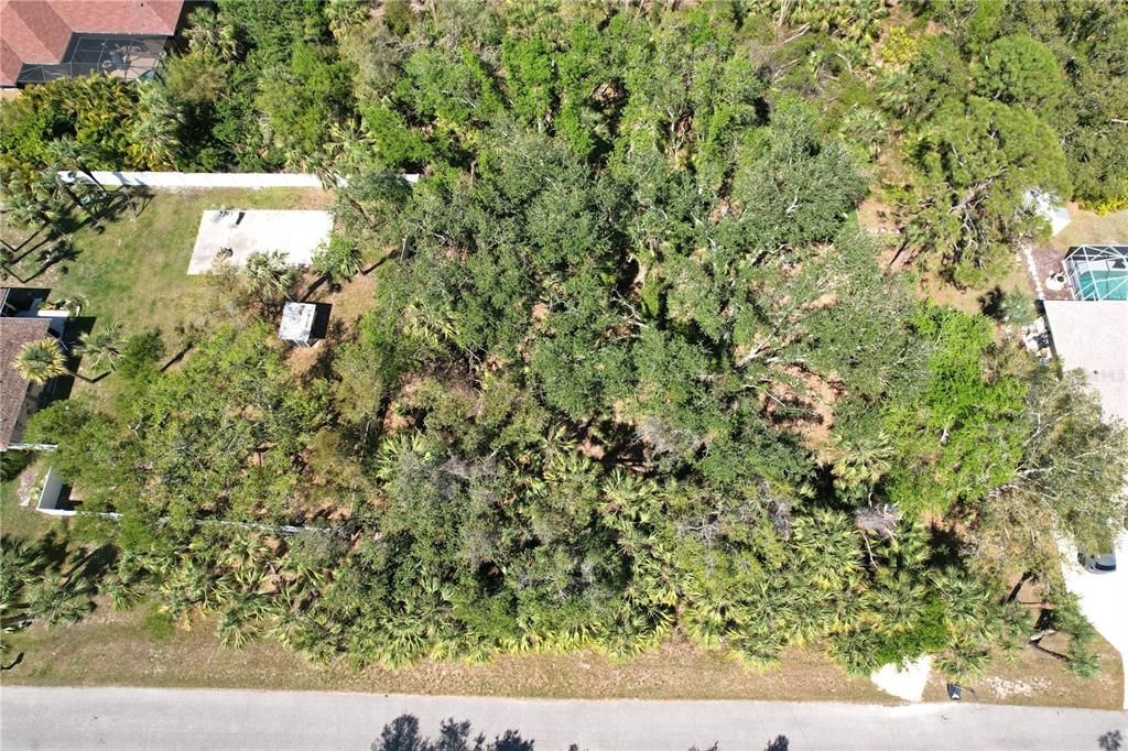 合同活跃: $17,000 (0.23 acres)