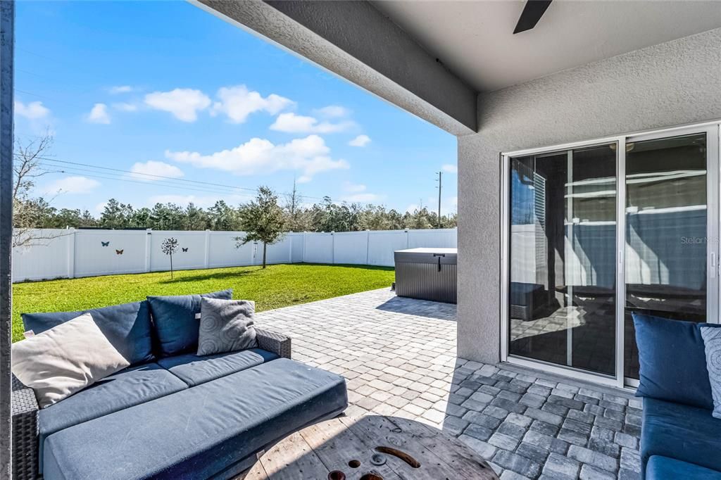 На продажу: $344,900 (3 спален, 2 ванн, 1697 Квадратных фут)