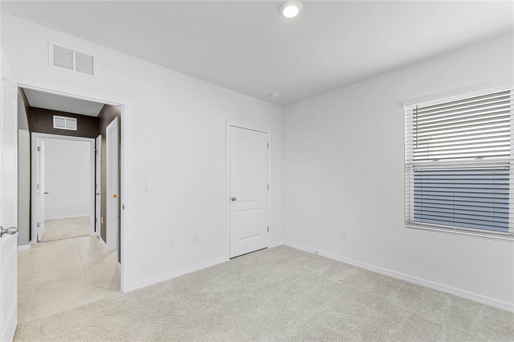 На продажу: $344,900 (3 спален, 2 ванн, 1697 Квадратных фут)