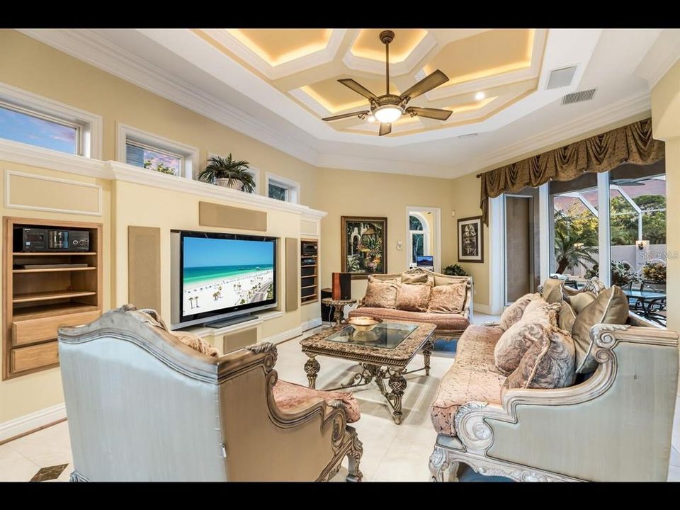 В аренду: $10,500 (4 спален, 3 ванн, 3963 Квадратных фут)