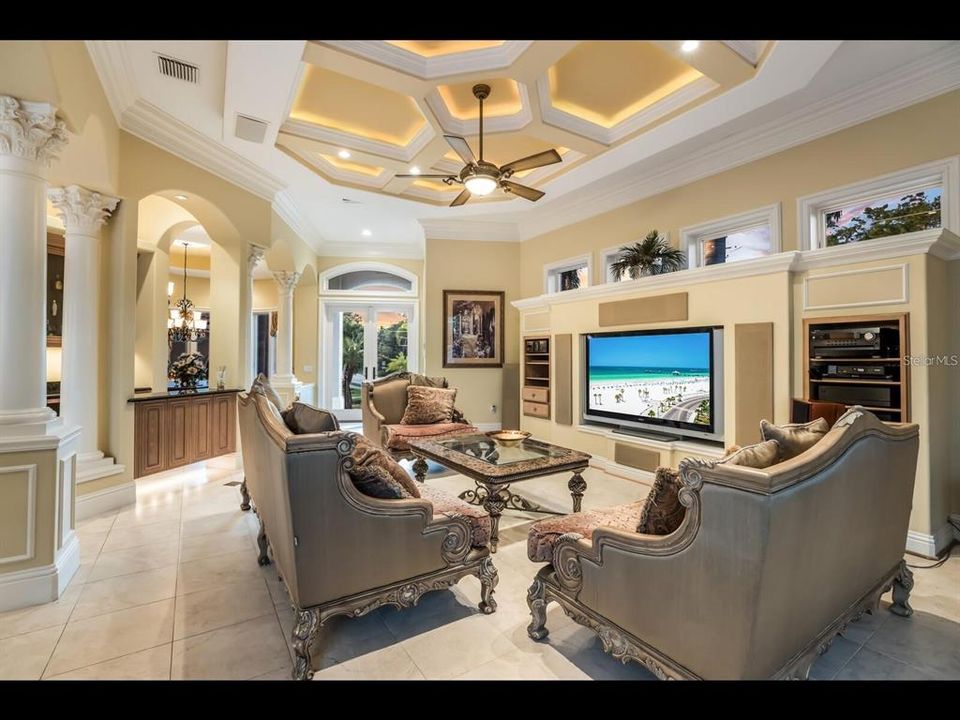 В аренду: $10,500 (4 спален, 3 ванн, 3963 Квадратных фут)