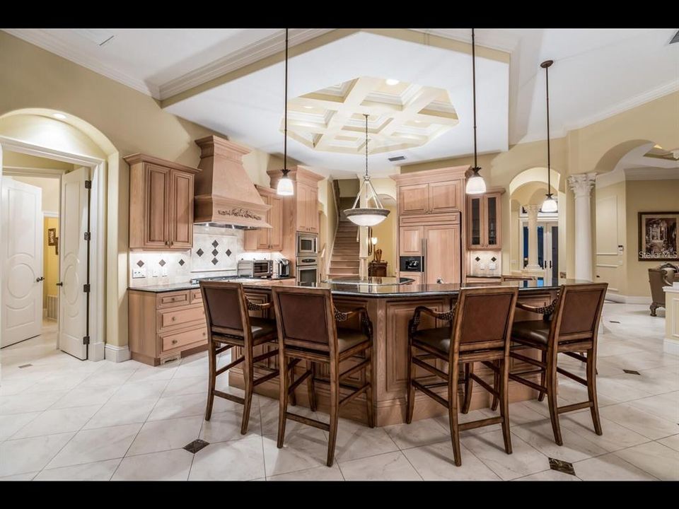 В аренду: $10,500 (4 спален, 3 ванн, 3963 Квадратных фут)