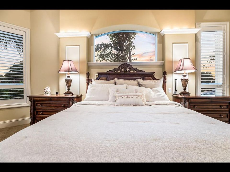 В аренду: $10,500 (4 спален, 3 ванн, 3963 Квадратных фут)