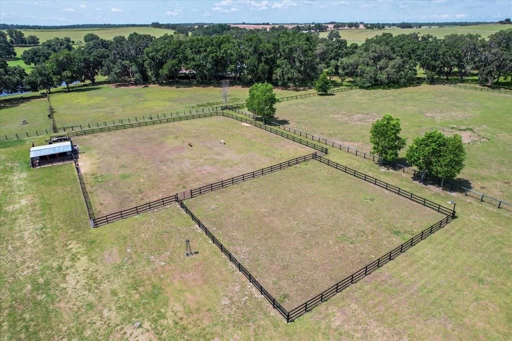 Под контрактом: $875,000 (3 спален, 3 ванн, 2864 Квадратных фут)