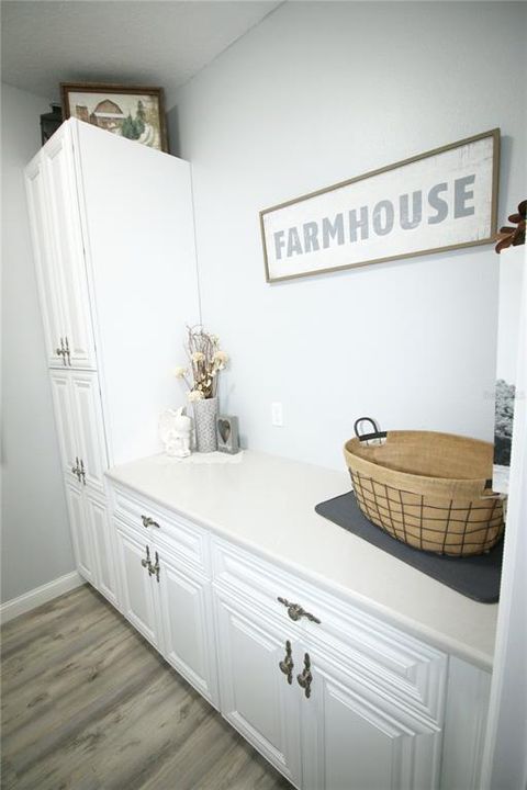 Под контрактом: $875,000 (3 спален, 3 ванн, 2864 Квадратных фут)