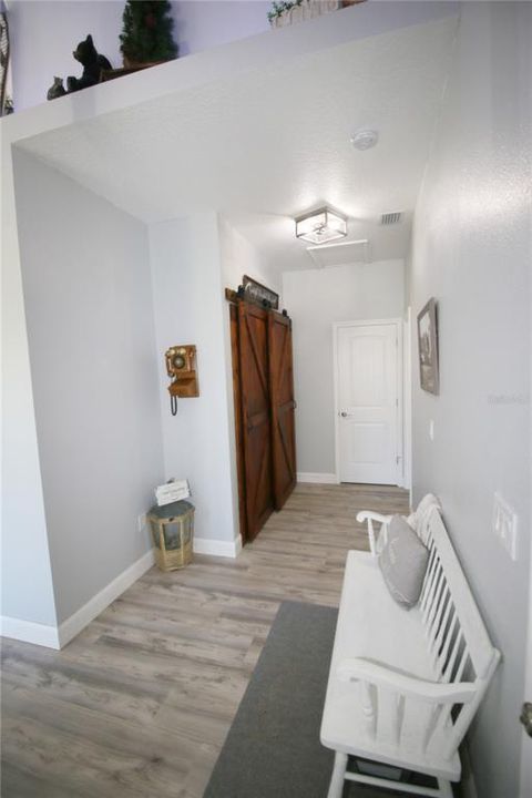 Под контрактом: $875,000 (3 спален, 3 ванн, 2864 Квадратных фут)