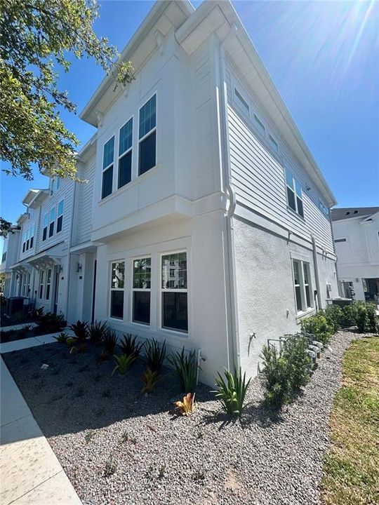 Recently Sold: $604,990 (3 beds, 2 baths, 1695 Square Feet)