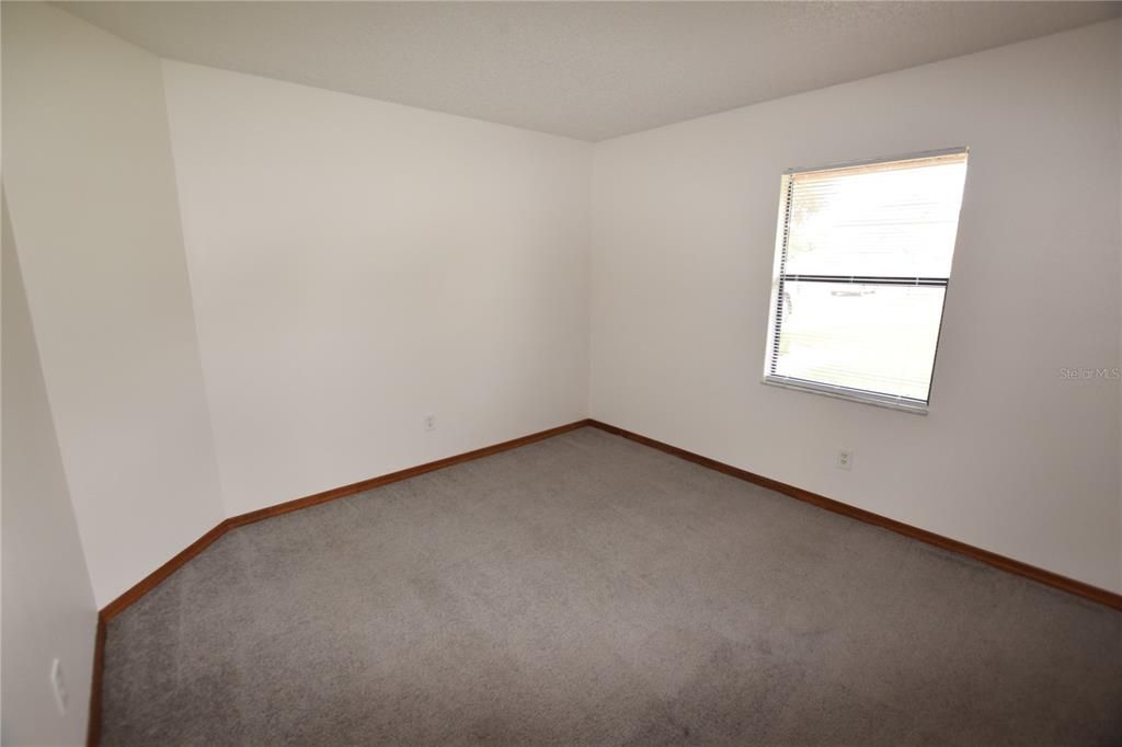 For Rent: $1,800 (3 beds, 2 baths, 1255 Square Feet)