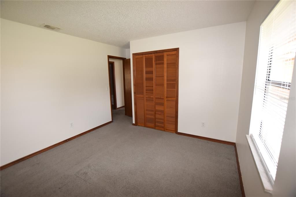 For Rent: $1,800 (3 beds, 2 baths, 1255 Square Feet)