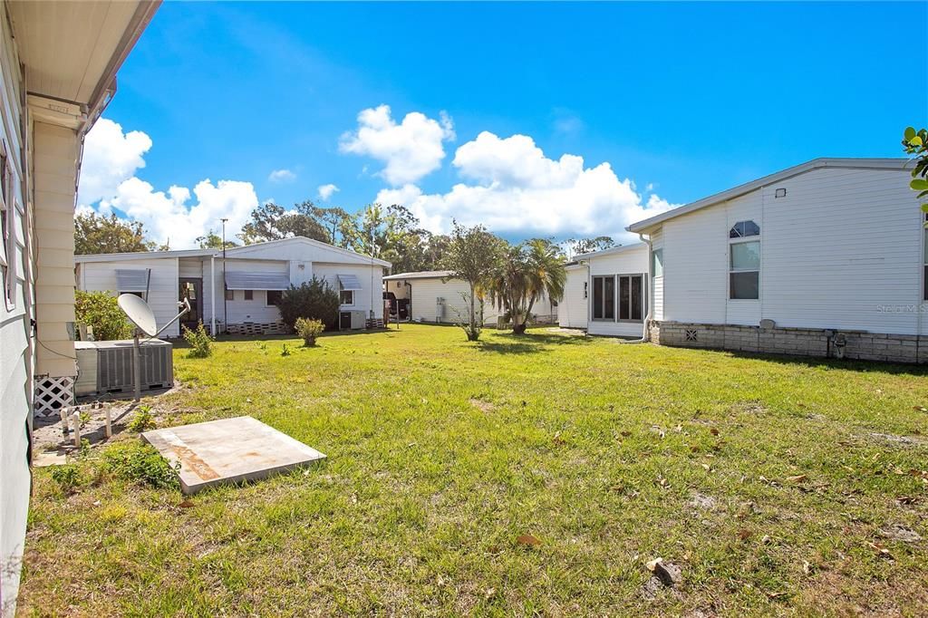 待售: $120,000 (2 贝兹, 2 浴室, 989 平方英尺)