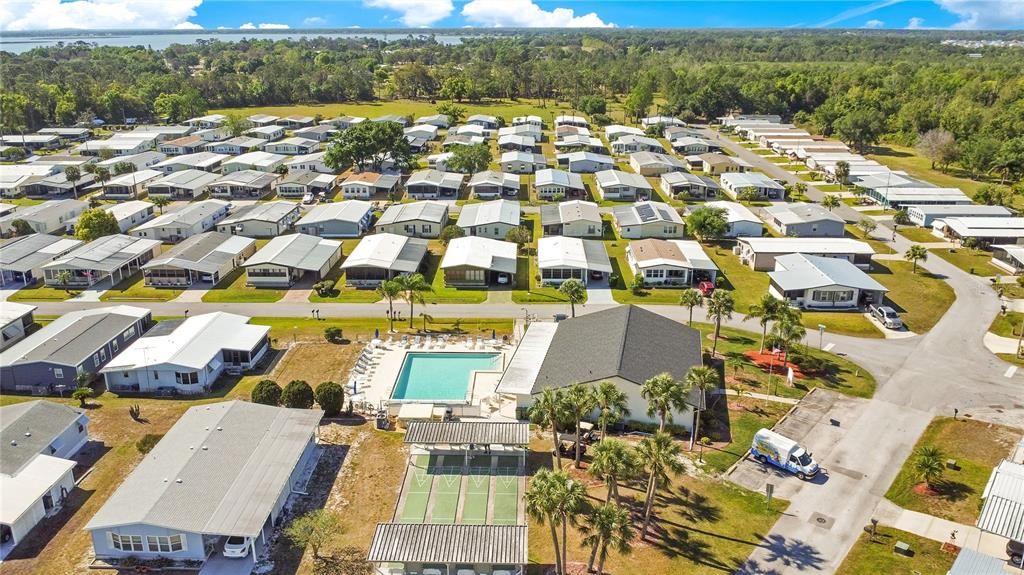 待售: $120,000 (2 贝兹, 2 浴室, 989 平方英尺)