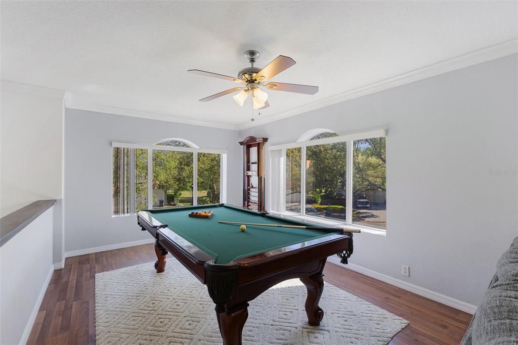 合同活跃: $699,990 (5 贝兹, 4 浴室, 3242 平方英尺)