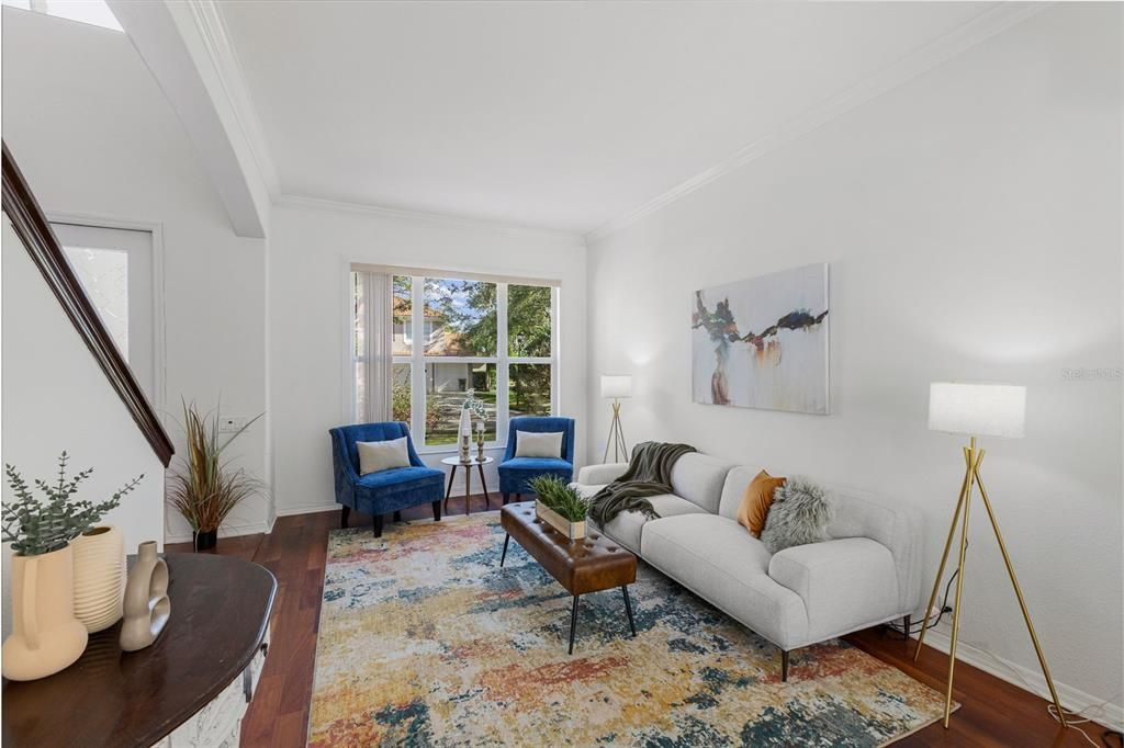 合同活跃: $699,990 (5 贝兹, 4 浴室, 3242 平方英尺)