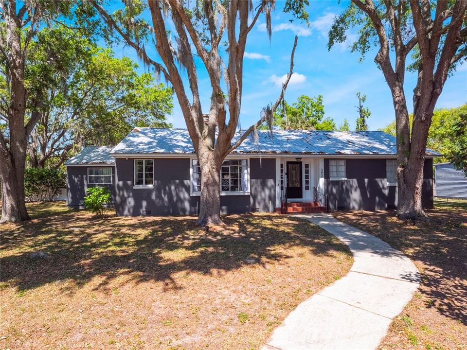 Недавно продано: $415,000 (3 спален, 2 ванн, 1655 Квадратных фут)