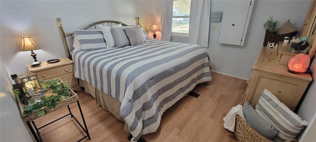 待售: $149,400 (2 贝兹, 2 浴室, 1152 平方英尺)