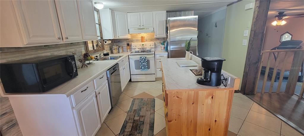 待售: $149,400 (2 贝兹, 2 浴室, 1152 平方英尺)