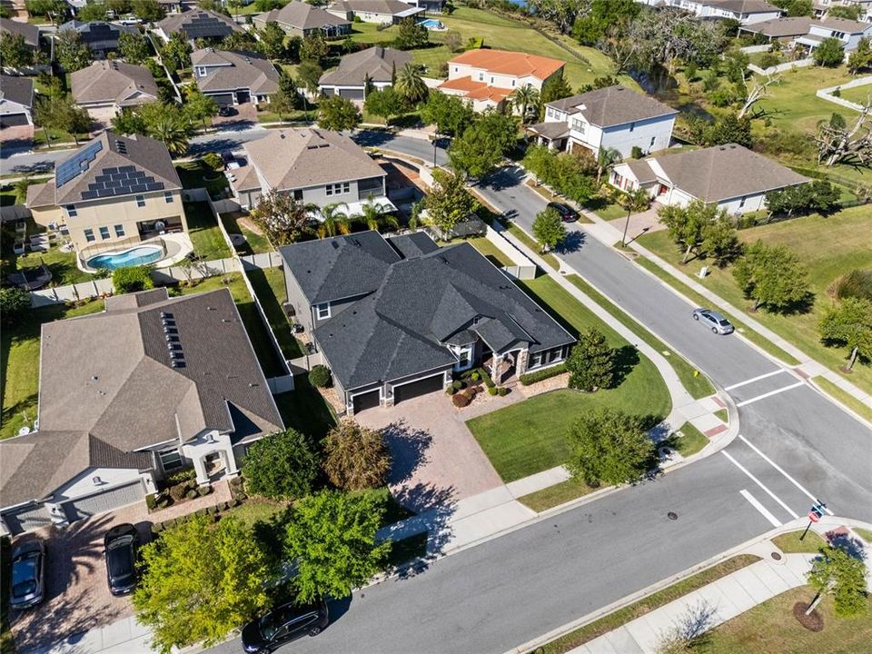 Activo con contrato: $1,063,750 (5 camas, 4 baños, 4475 Pies cuadrados)