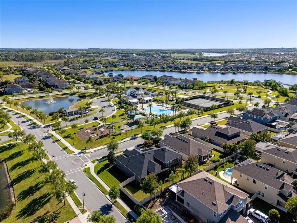 Activo con contrato: $1,063,750 (5 camas, 4 baños, 4475 Pies cuadrados)