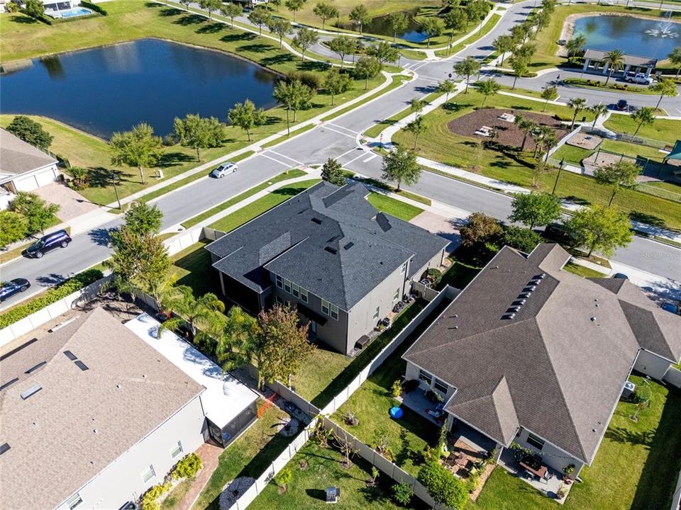 Activo con contrato: $1,063,750 (5 camas, 4 baños, 4475 Pies cuadrados)