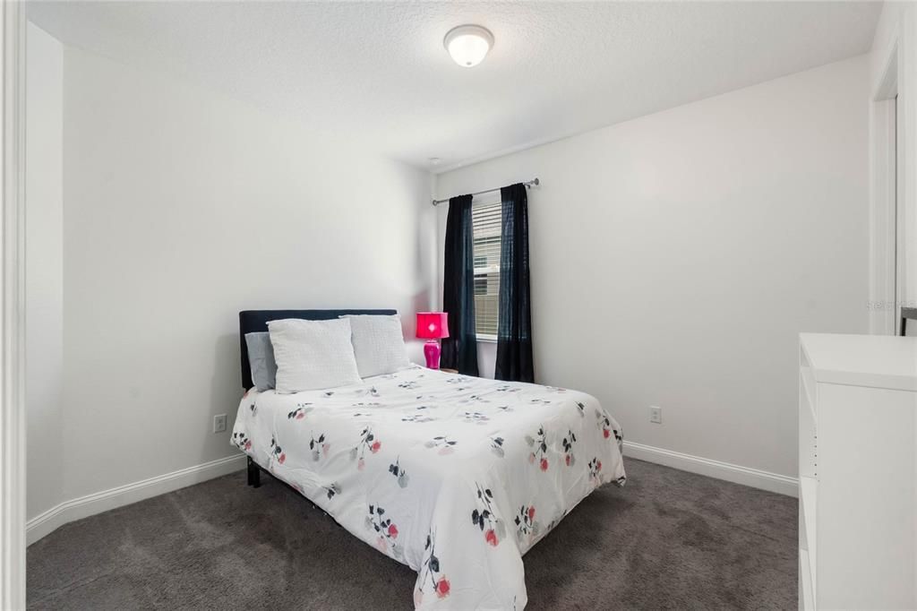 Activo con contrato: $1,063,750 (5 camas, 4 baños, 4475 Pies cuadrados)