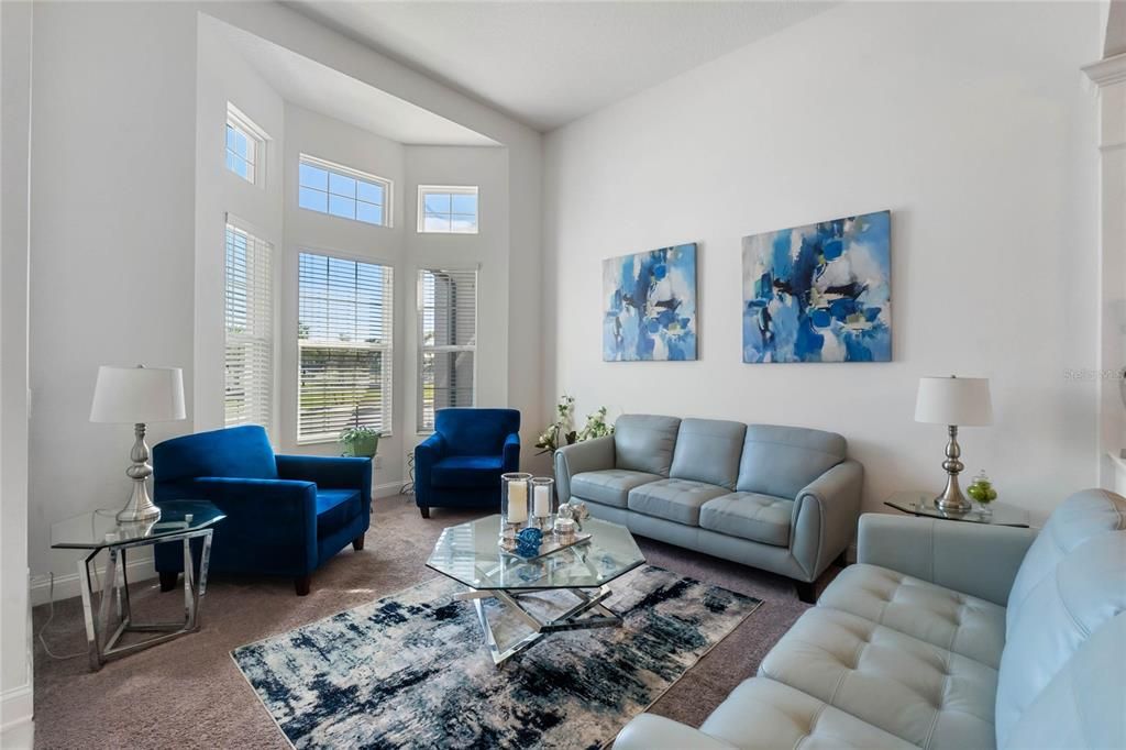 Activo con contrato: $1,063,750 (5 camas, 4 baños, 4475 Pies cuadrados)