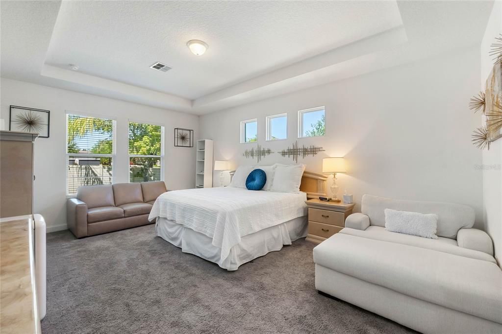 Activo con contrato: $1,063,750 (5 camas, 4 baños, 4475 Pies cuadrados)