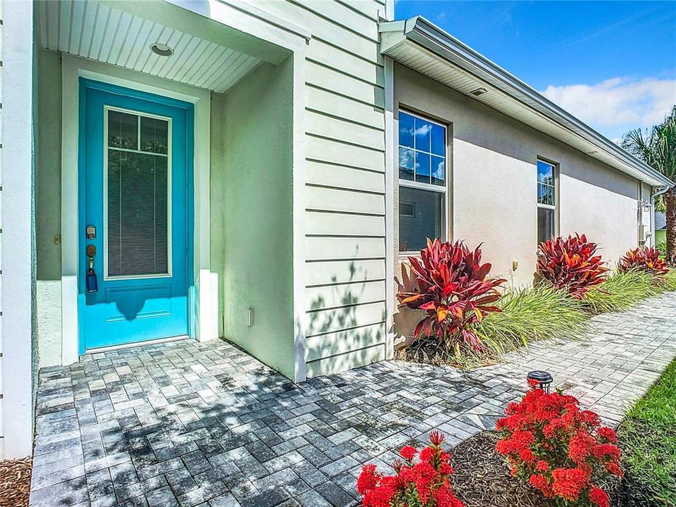 最近售出: $480,000 (2 贝兹, 2 浴室, 1563 平方英尺)