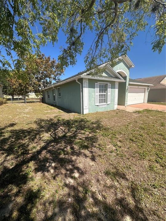 Vendido Recientemente: $255,000 (3 camas, 2 baños, 1390 Pies cuadrados)