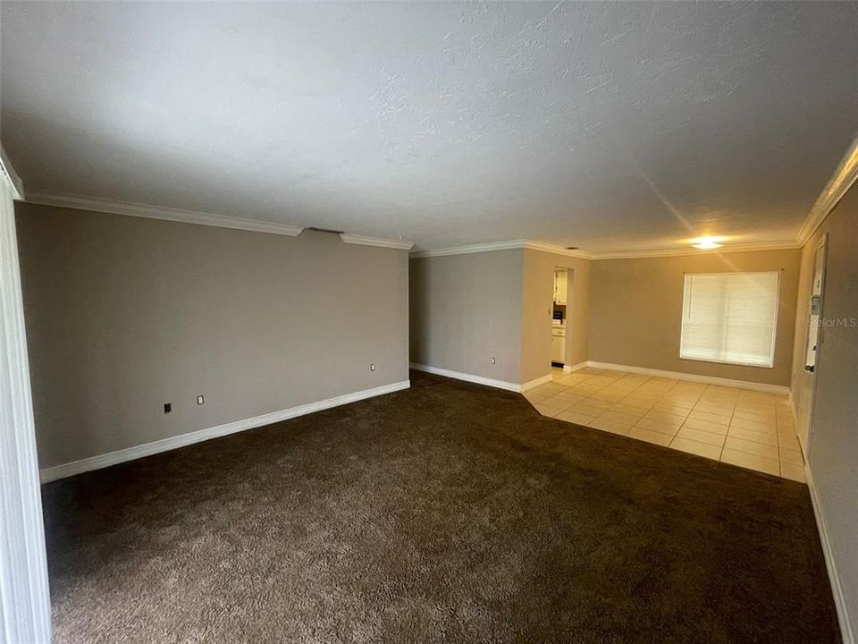 待售: $110,000 (2 贝兹, 2 浴室, 978 平方英尺)