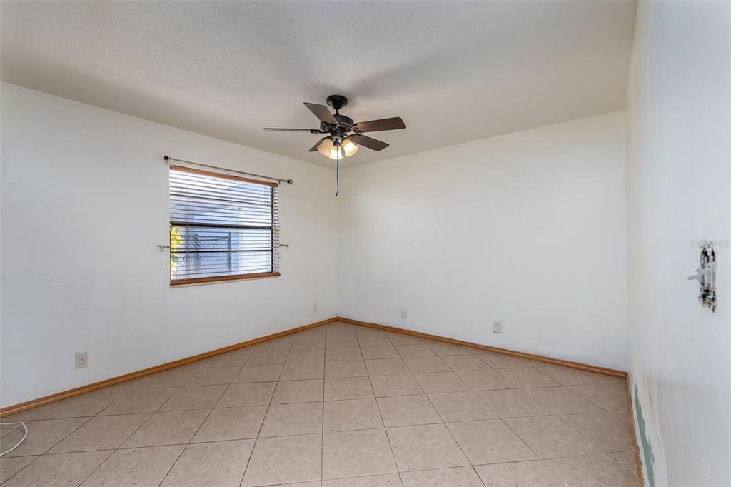 For Sale: $225,000 (3 beds, 2 baths, 1794 Square Feet)