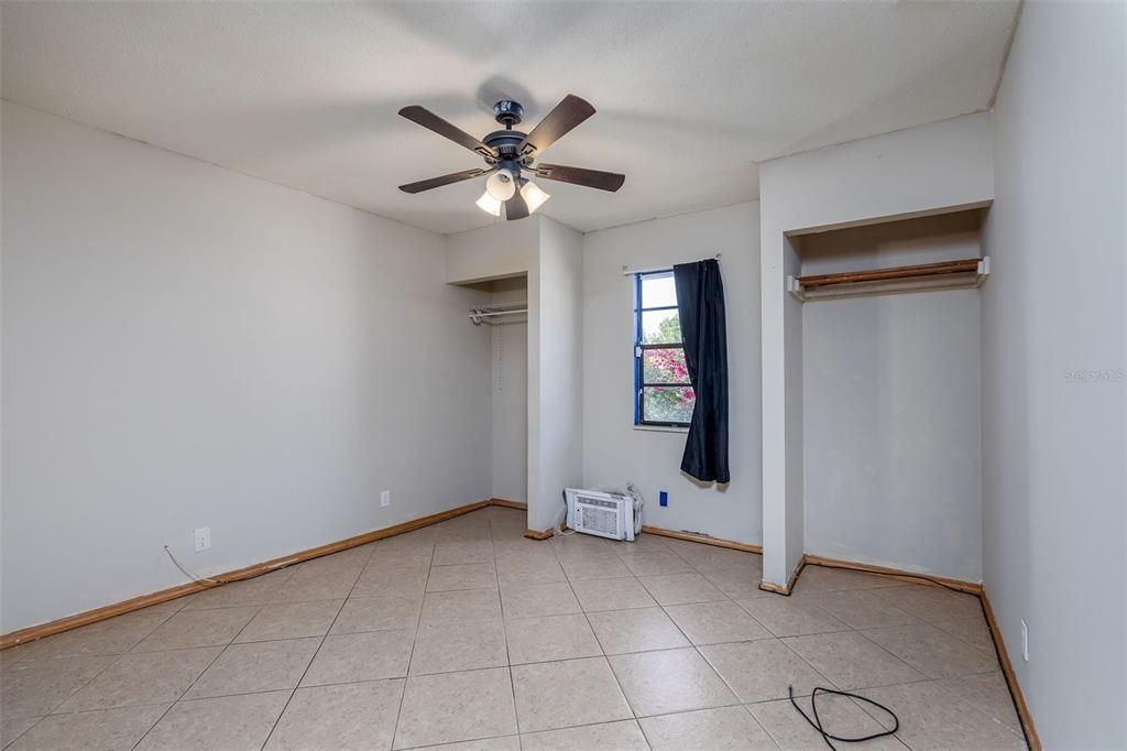 For Sale: $225,000 (3 beds, 2 baths, 1794 Square Feet)