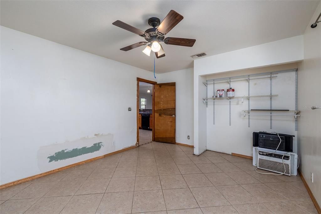 For Sale: $225,000 (3 beds, 2 baths, 1794 Square Feet)