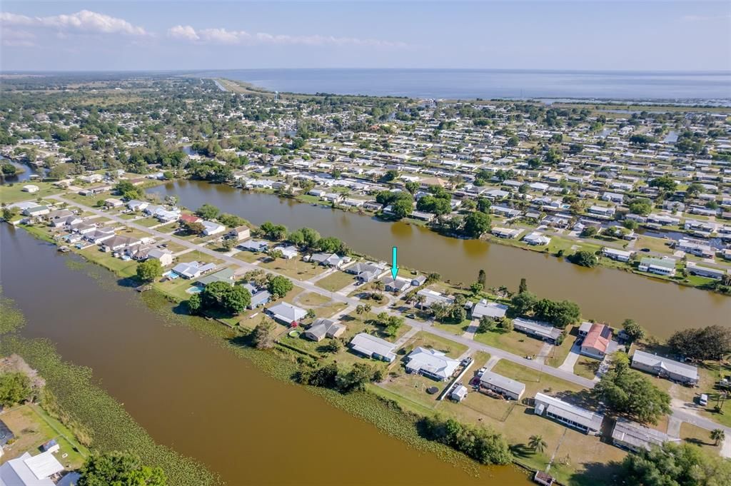 For Sale: $225,000 (3 beds, 2 baths, 1794 Square Feet)