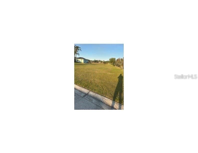 На продажу: $119,900 (0.20 acres)