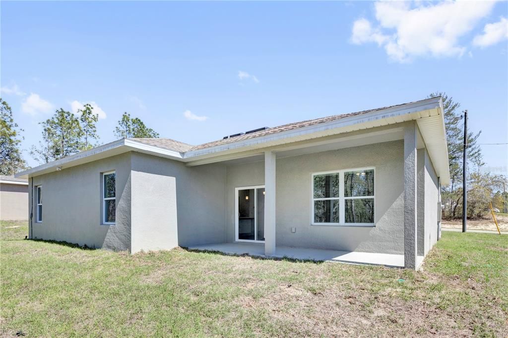 For Sale: $299,999 (4 beds, 2 baths, 1679 Square Feet)