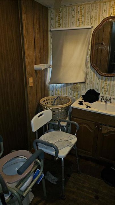 На продажу: $220,000 (3 спален, 2 ванн, 1344 Квадратных фут)