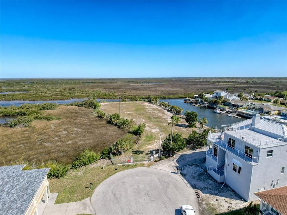 На продажу: $399,000 (3 спален, 2 ванн, 1781 Квадратных фут)