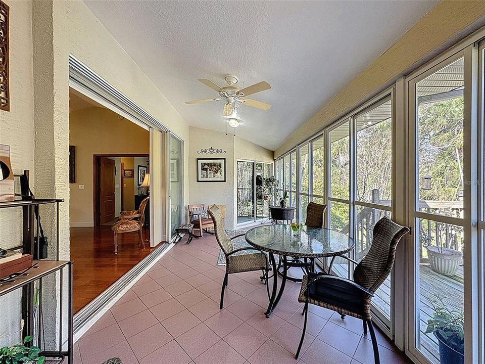 На продажу: $399,000 (3 спален, 2 ванн, 1781 Квадратных фут)