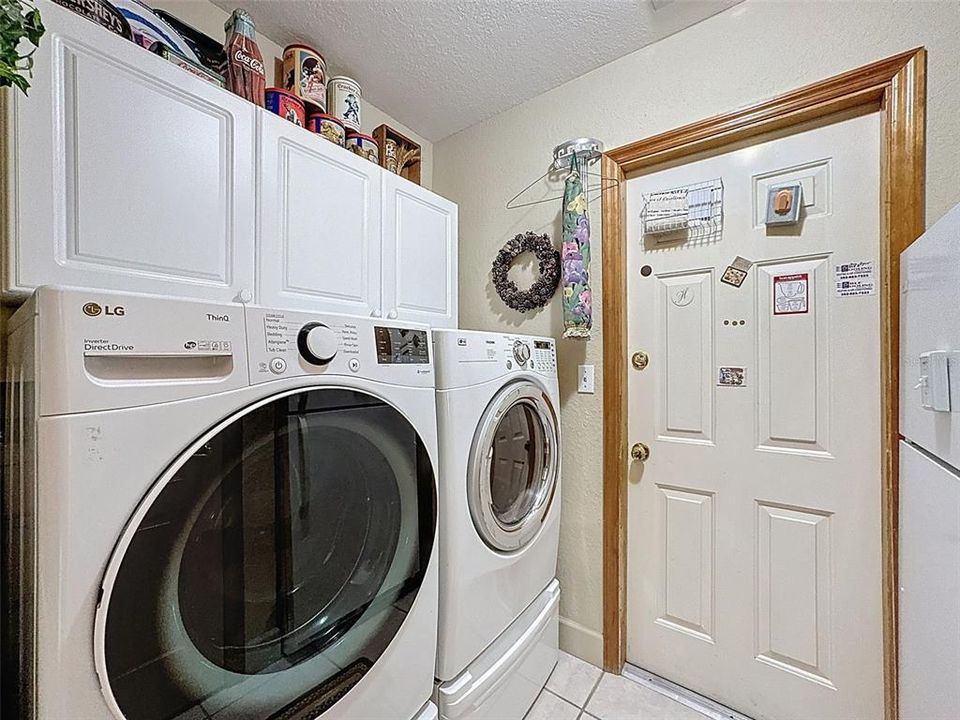 На продажу: $399,000 (3 спален, 2 ванн, 1781 Квадратных фут)