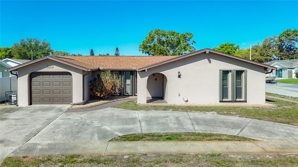 6644 Knightsbridge Dr