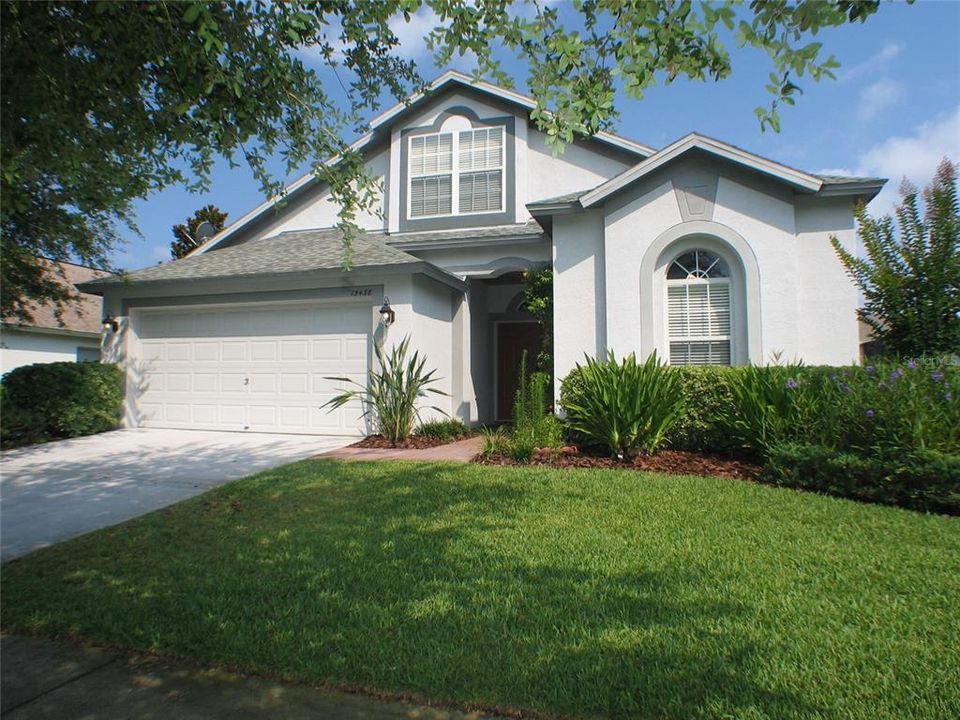 Recientemente alquilado: $2,900 (4 camas, 2 baños, 2474 Pies cuadrados)