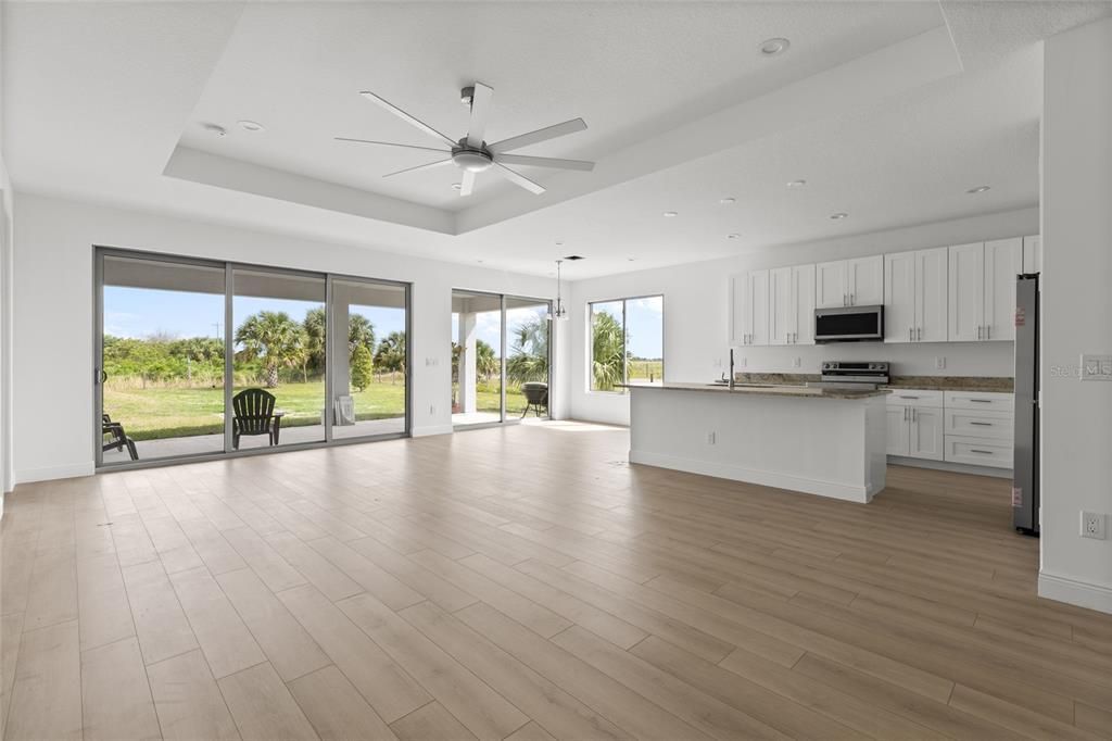 На продажу: $524,900 (4 спален, 2 ванн, 2111 Квадратных фут)