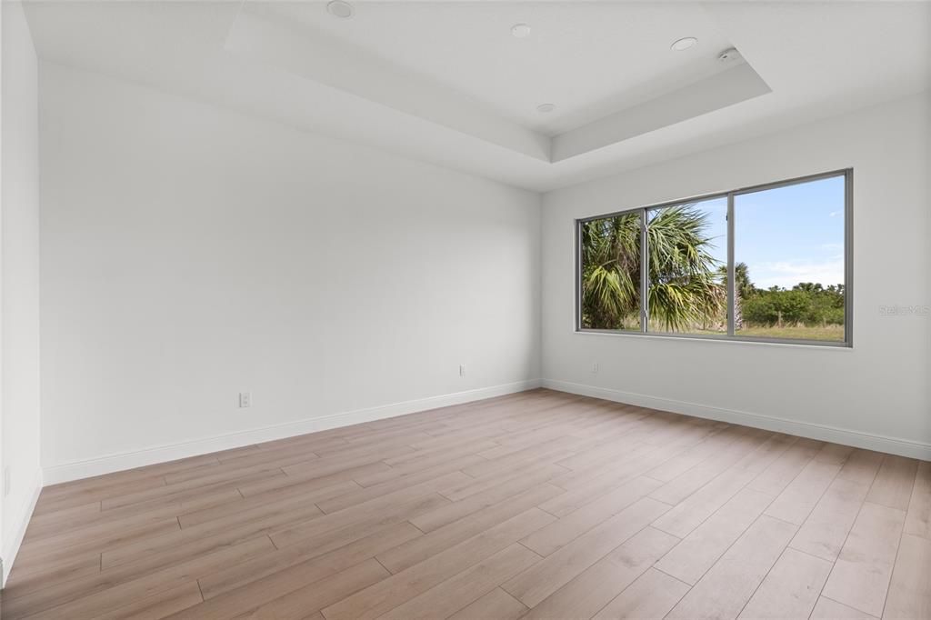 На продажу: $524,900 (4 спален, 2 ванн, 2111 Квадратных фут)