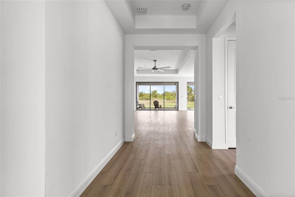 На продажу: $524,900 (4 спален, 2 ванн, 2111 Квадратных фут)